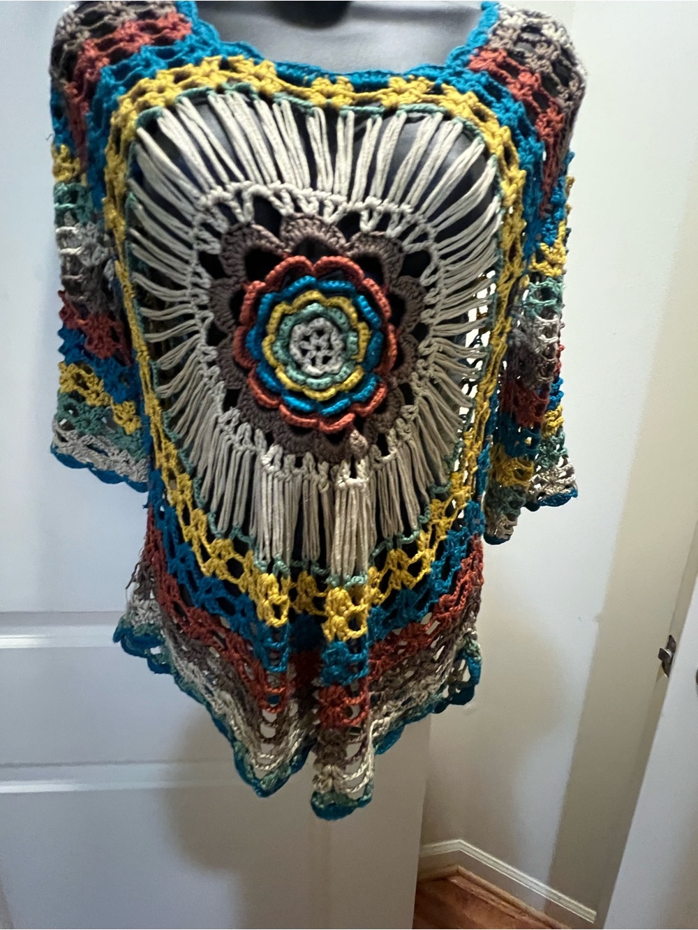 Roz & Ali Multicolor Crochet Fringe Scoop Neck Sweater